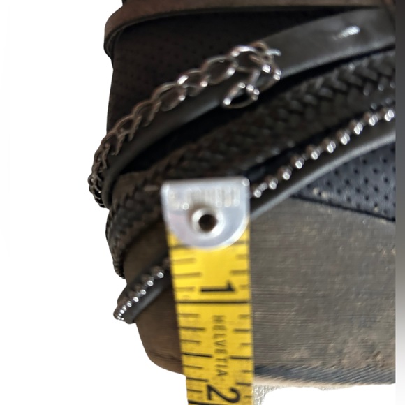 SO Womens 10 M black Ankle Booties Heels Side Zip Black Faux Leather shoes EUC - Picture 5 of 9